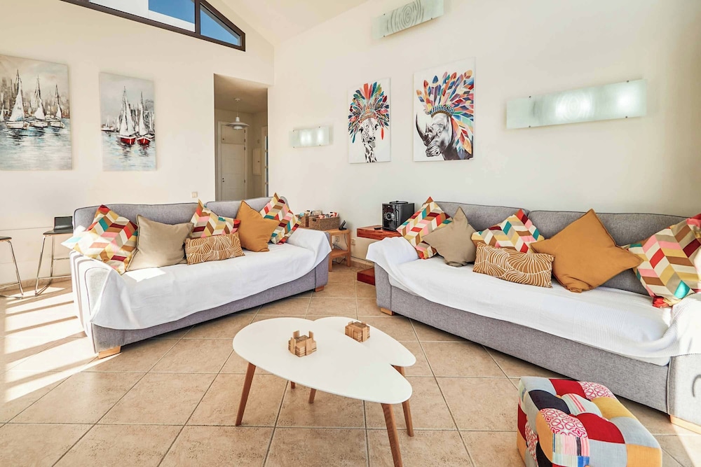 Villa (4 Bedrooms) photo 3