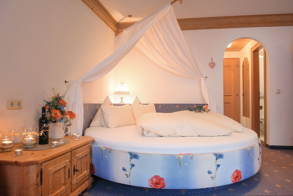 Romantic Double Room (Comfort) photo 1