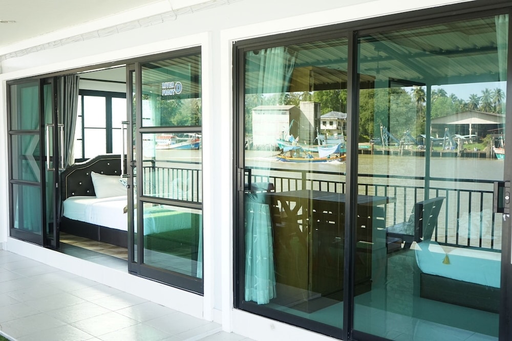 Family Suite - Photo 16