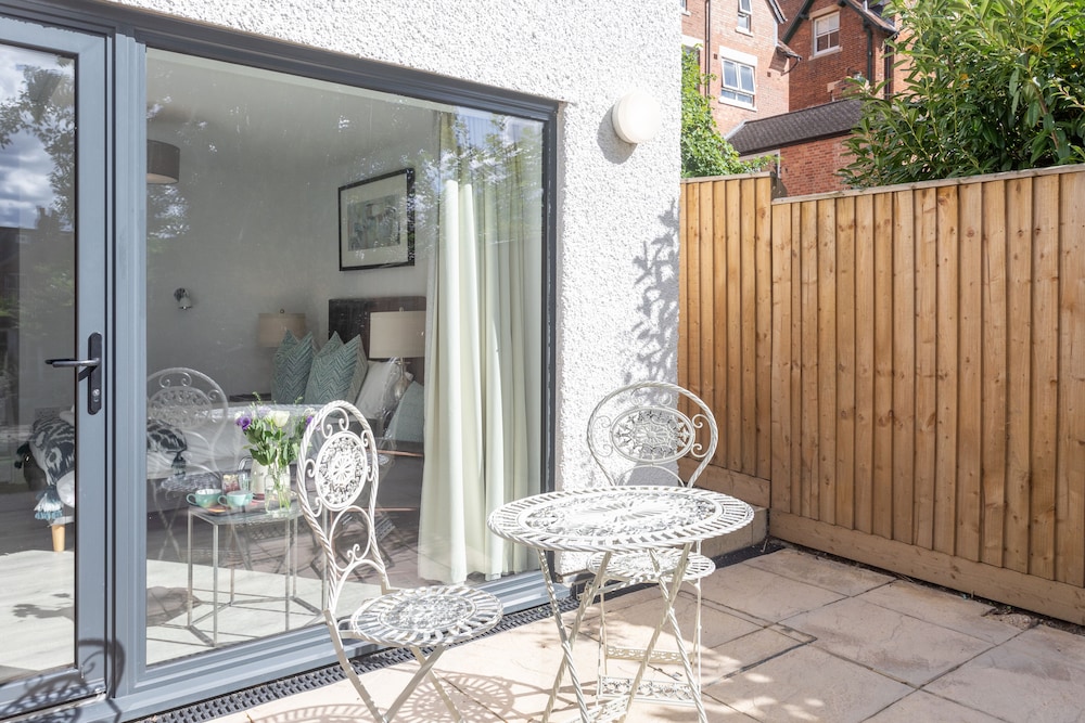 Superior Double with Garden View - Photo 4