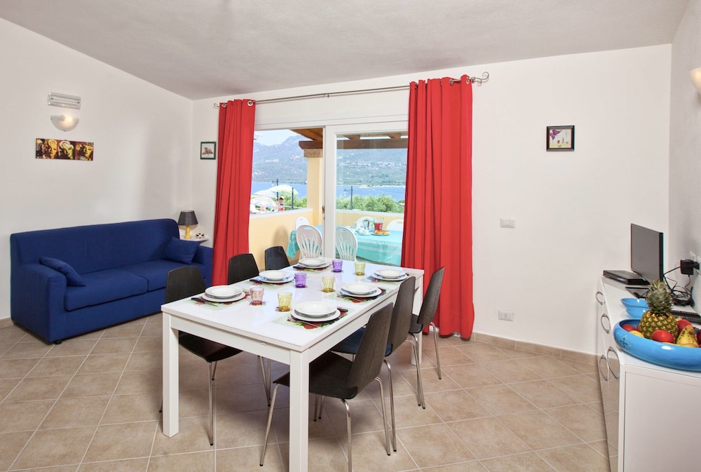Apartment, 2 Bedrooms, Ground Floor