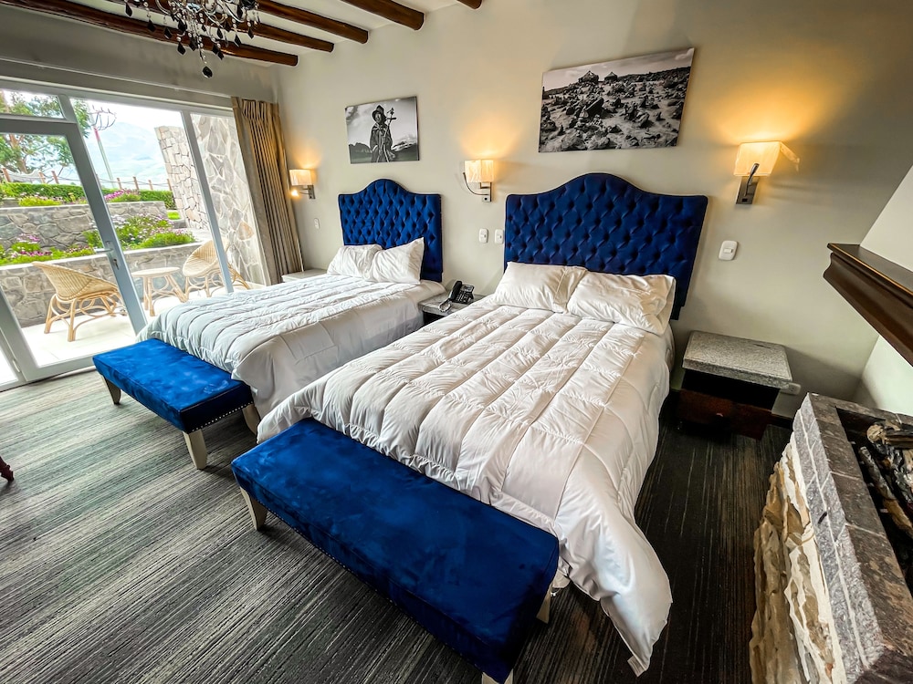 Premium Double Room, 2 Double Beds, Jetted Tub, Mountain View photo 2