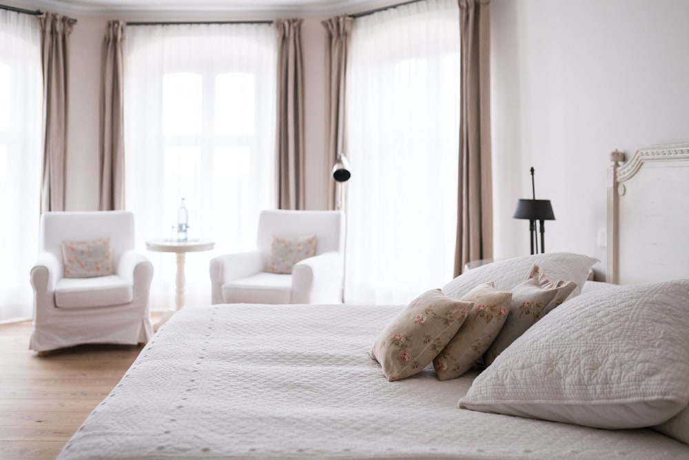 Standard Double Room - Photo 3