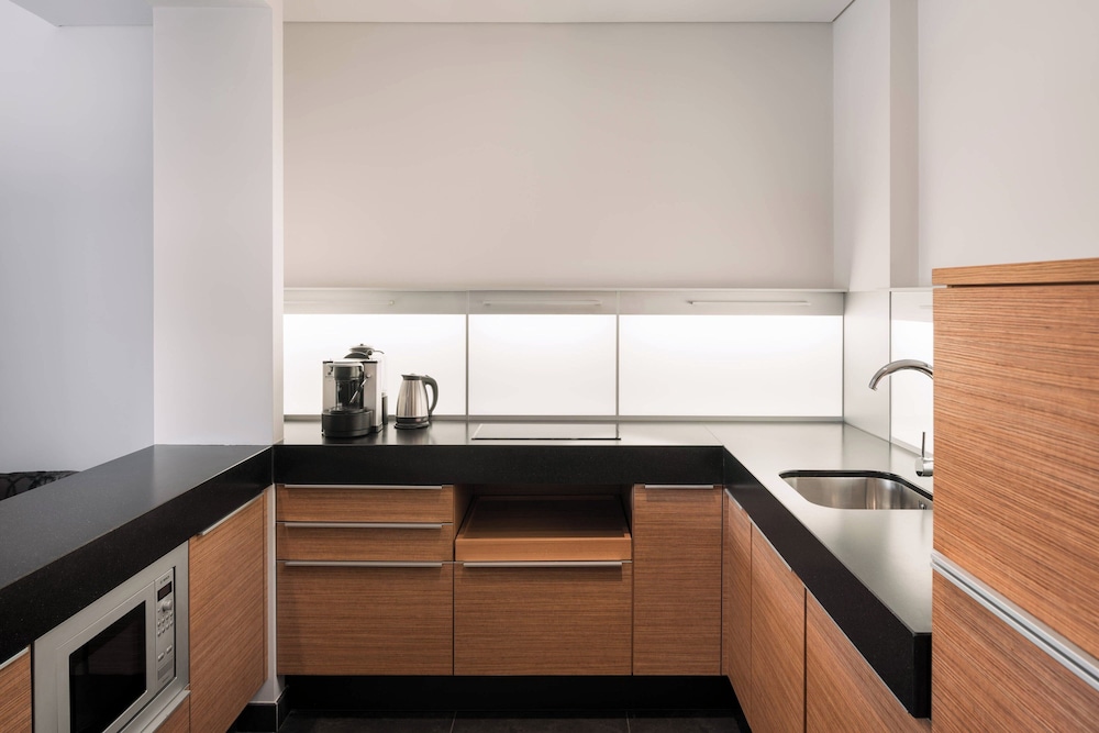 Premium Suite, 1 Bedroom - Photo 3