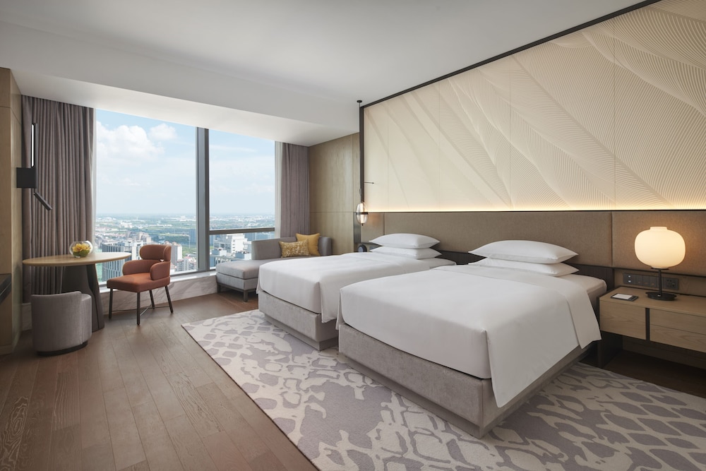 Room, Multiple Beds