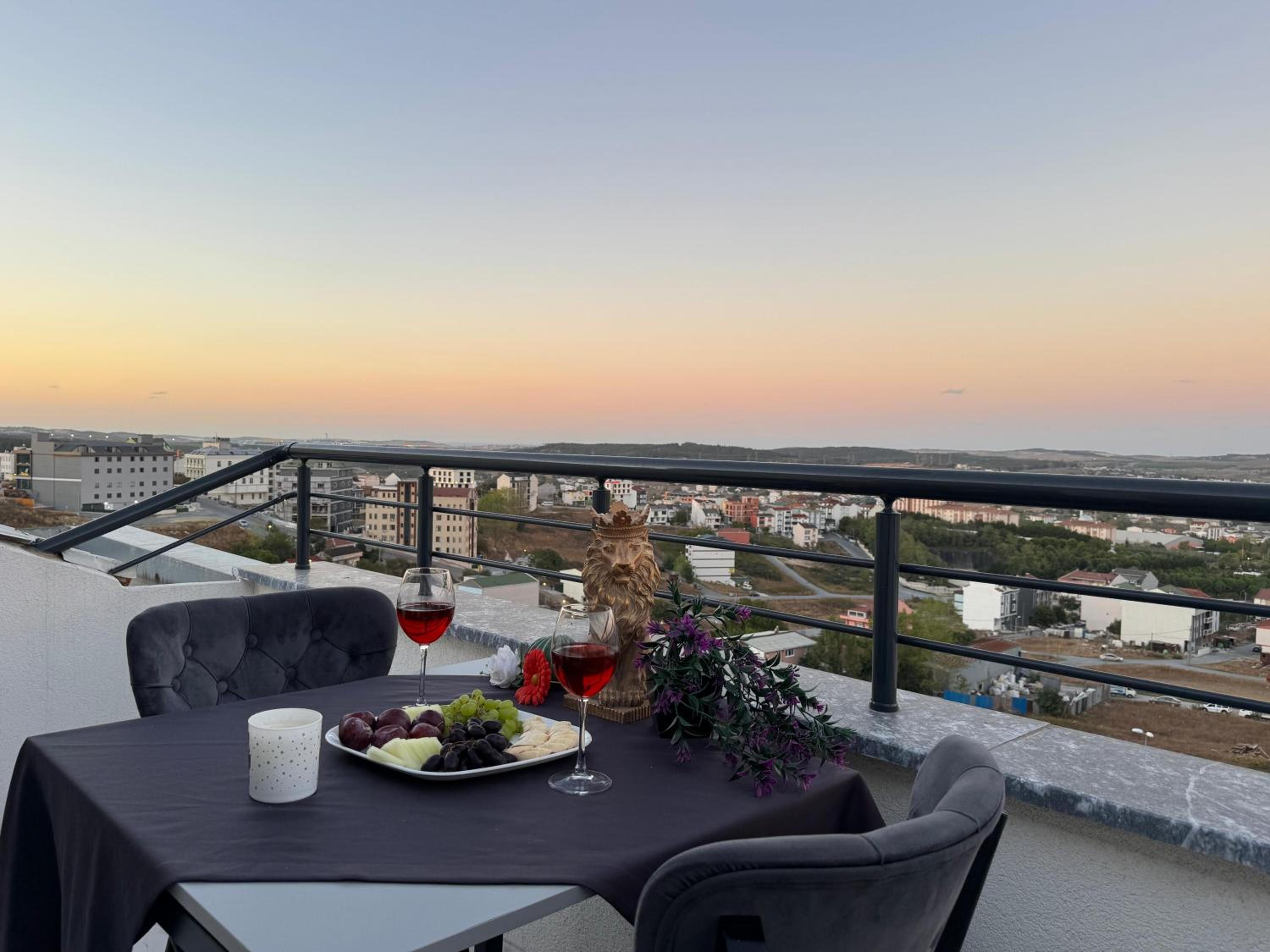 Triple Room with Balcony - Photo 2