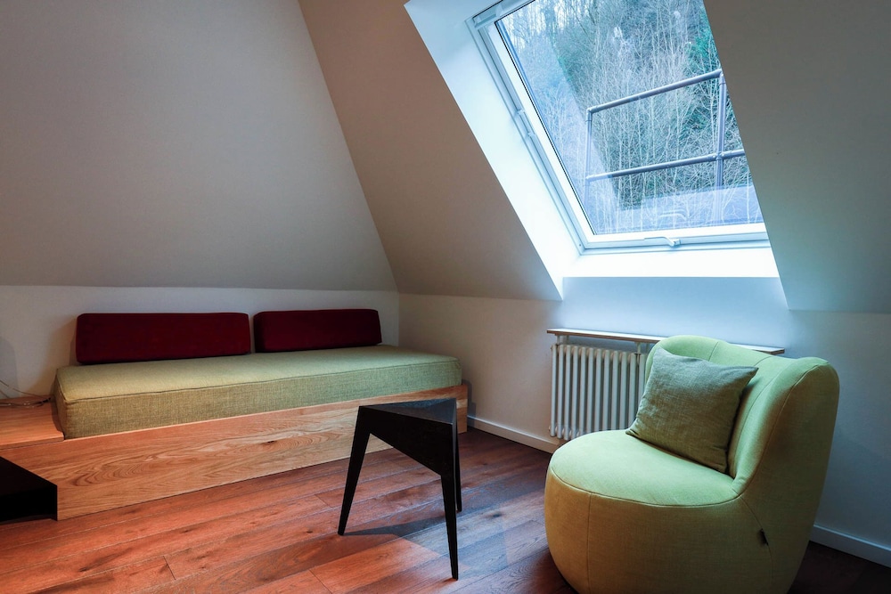 Family Studio - Photo 3
