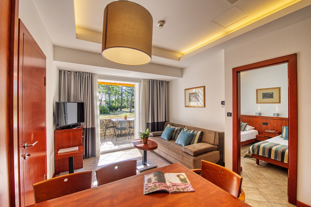 Comfort Two-Bedroom Apartment for 4+1 persons