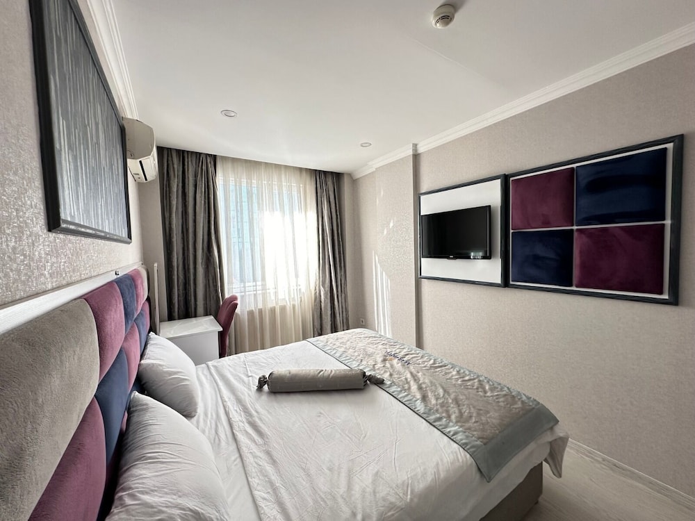 Standard Double Room, City View photo 3