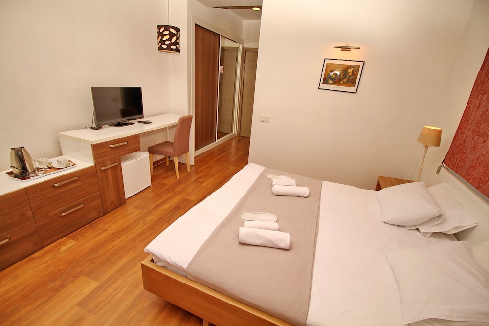 Superior Double Room photo 2