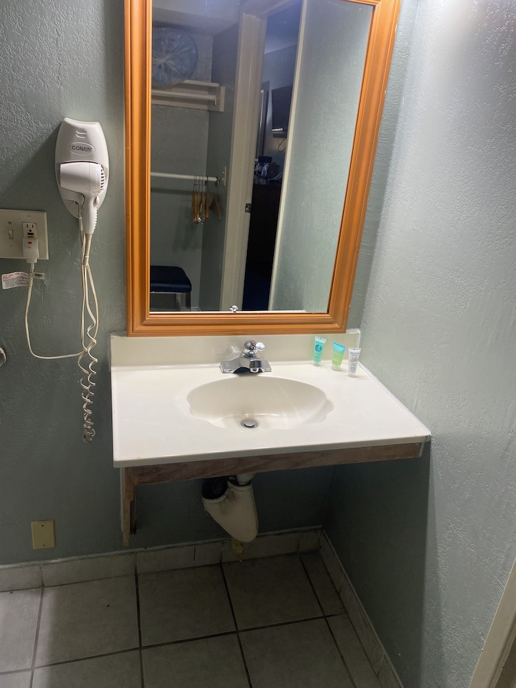 Hiltop Hotel, Photo 6