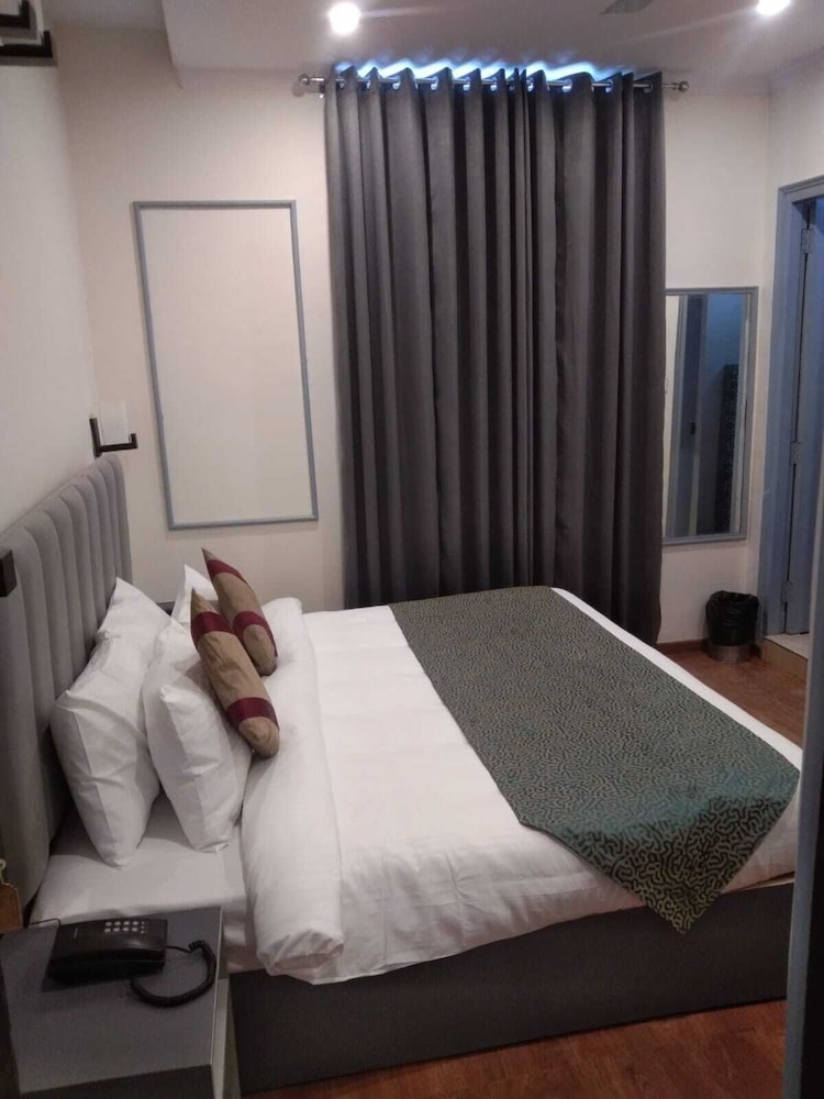 Premium Room - Photo 5