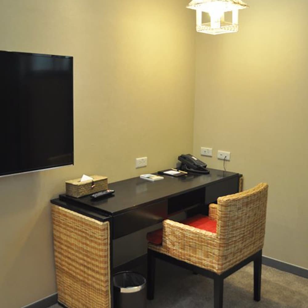 Executive Suite, 1 Queen Bed