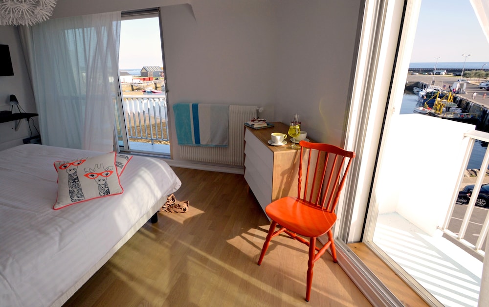 Superior Double Room, Harbor View photo 3