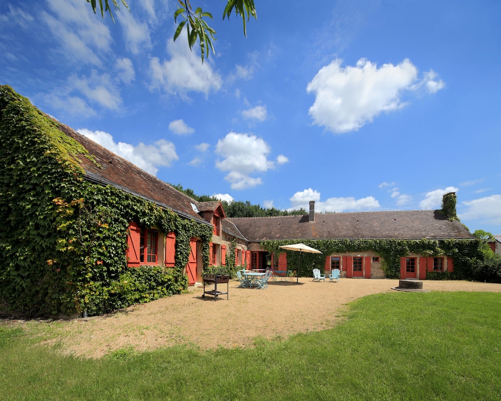 Grand House, 5 Bedrooms, Fireplace, Park View photo 2