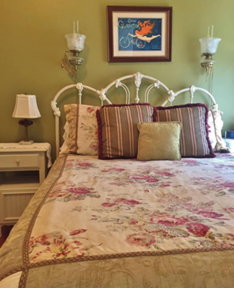 Room, Private Bathroom (Cara Cove) photo 1