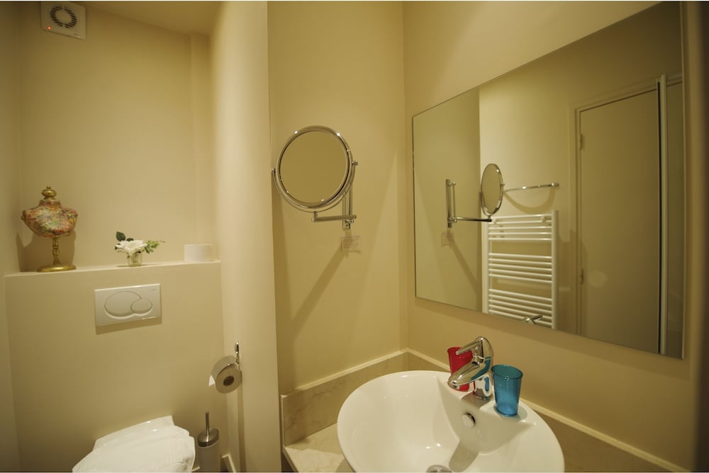 Standard Double Room, 1 Double Bed, Garden View, Ground Floor photo 3