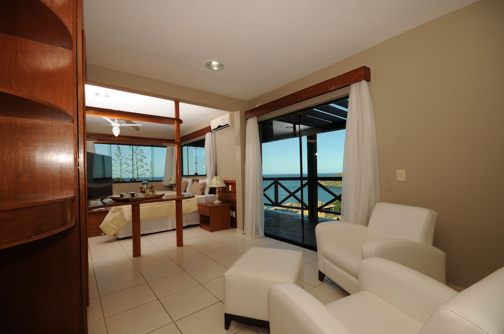 Room (Master) - Photo 35