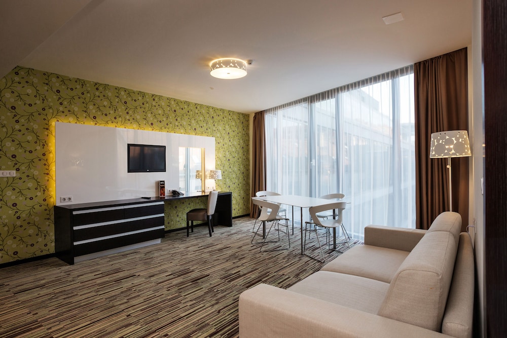 Luxury Suite, 2 Bedrooms photo 2