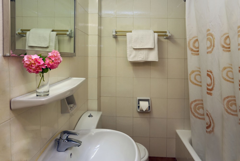 Standard Twin Room, Garden View - Photo 2