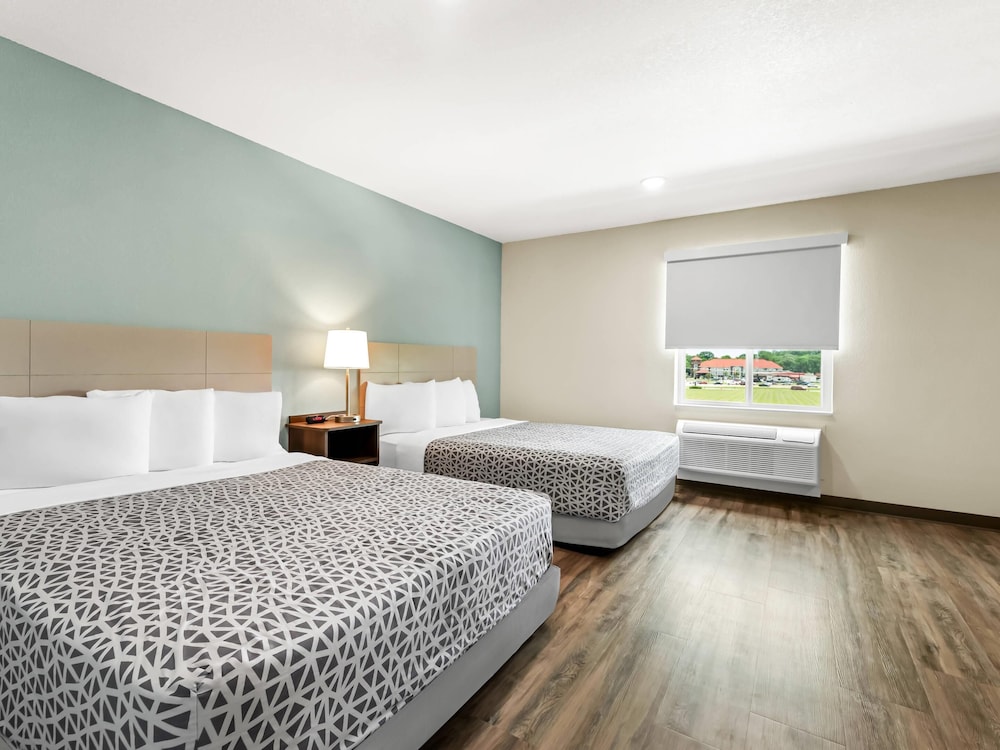 Suite, 2 Queen Beds, Accessible, Non Smoking photo 1