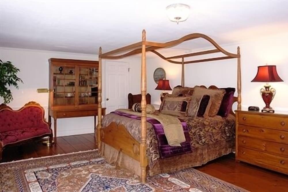 Deluxe Room, 1 Queen Bed with Porch photo 1