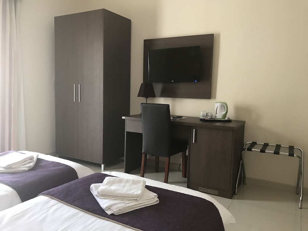 Superior Twin Room - Photo 5