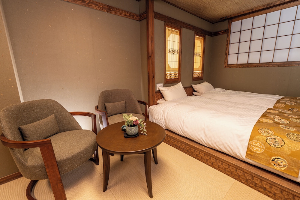 GIWON(2 beds, with bath, non-smoking) thumbnail 5