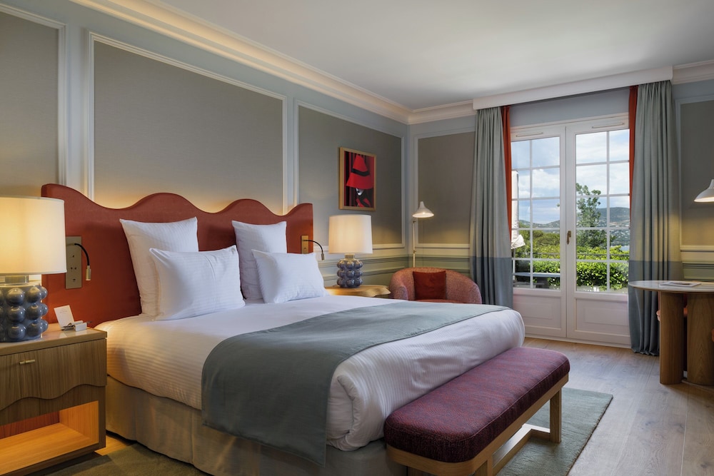 Superior Double Room, Poolside photo 3