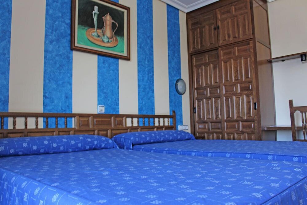 Habitación Doble Estándar o con Dos Camas Individuales.