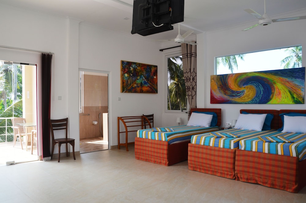 Triple Room, Balcony photo 2