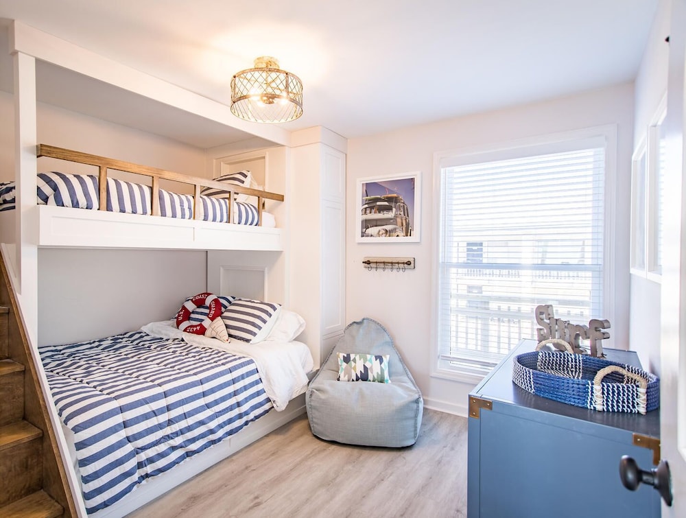 Condo, Multiple Beds, Balcony, Ocean View photo 3