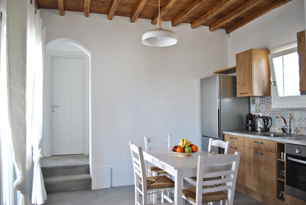 Villa, 2 Bedrooms, Sea View photo 2