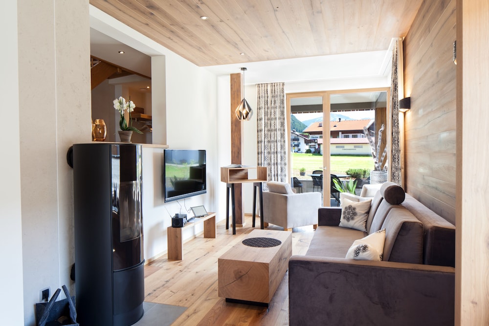 Deluxe Chalet, 2 Bedrooms, Allergy Friendly, Garden Area (Incl. Cleaning Fee 110 Eur) photo 1