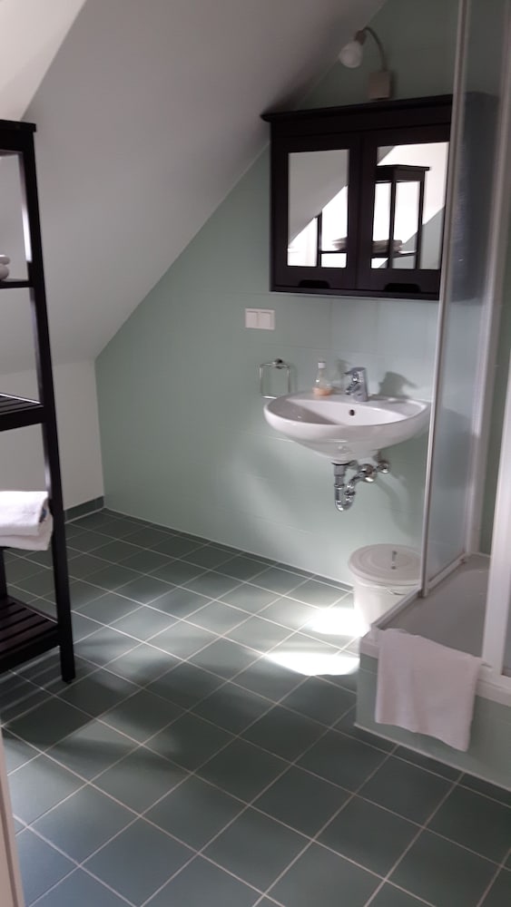 Standard Twin Room, Courtyard View, Garden Area photo 3