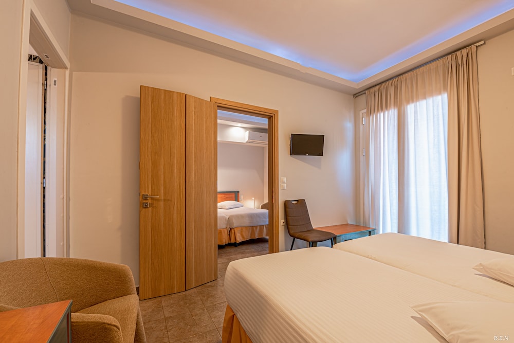 Quadruple Room, Sea View