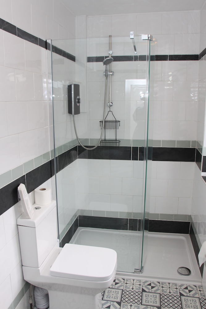 Standard Triple Room - Photo 7