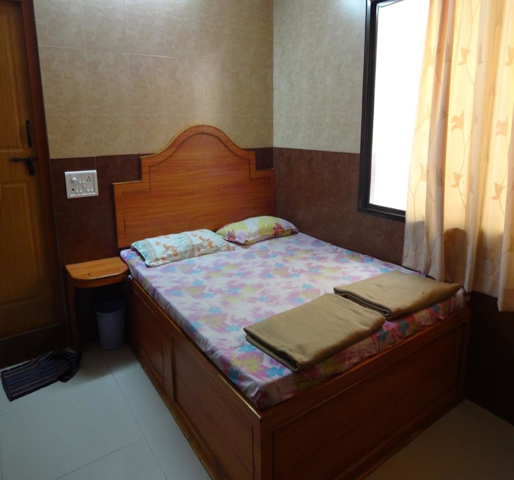 Deluxe Room, 1 Double Bed photo 3