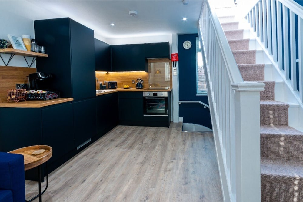 Room (Standard Room) - Photo 19