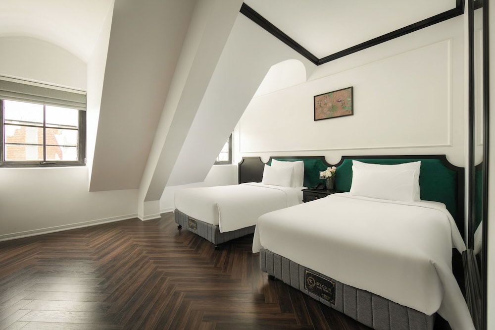 Executive Double Room, City View - Photo 8
