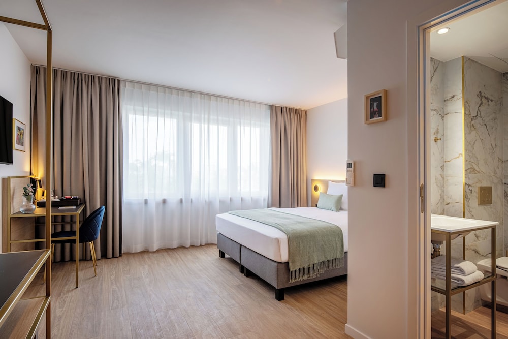 Classic Double Room (Homy) - Photo 2