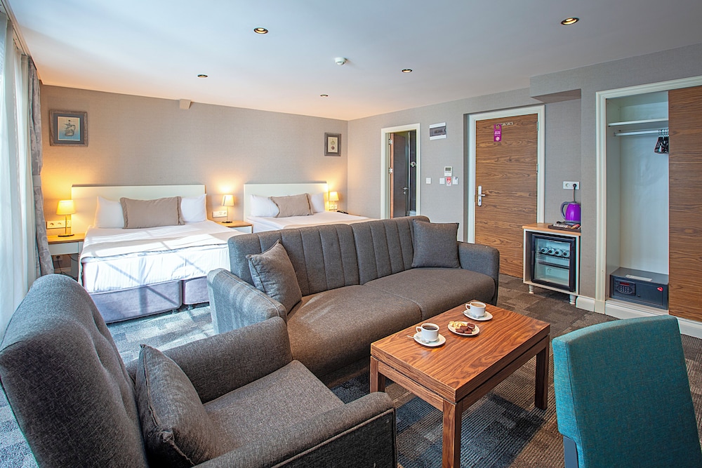 Studio Suite photo 2