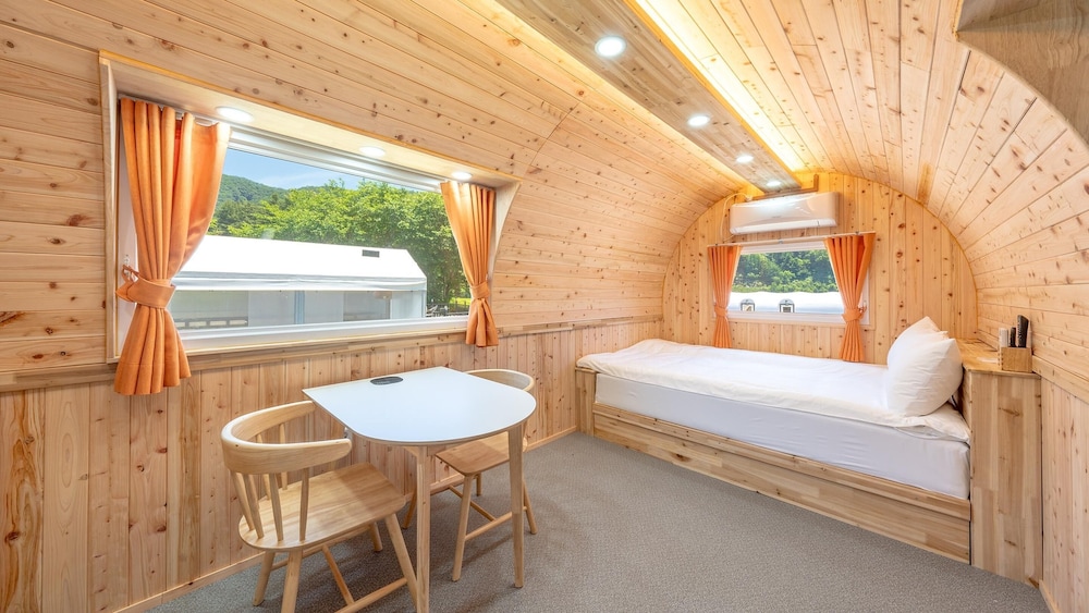 Basic Room, 1 Bedroom (westernglamping 12)