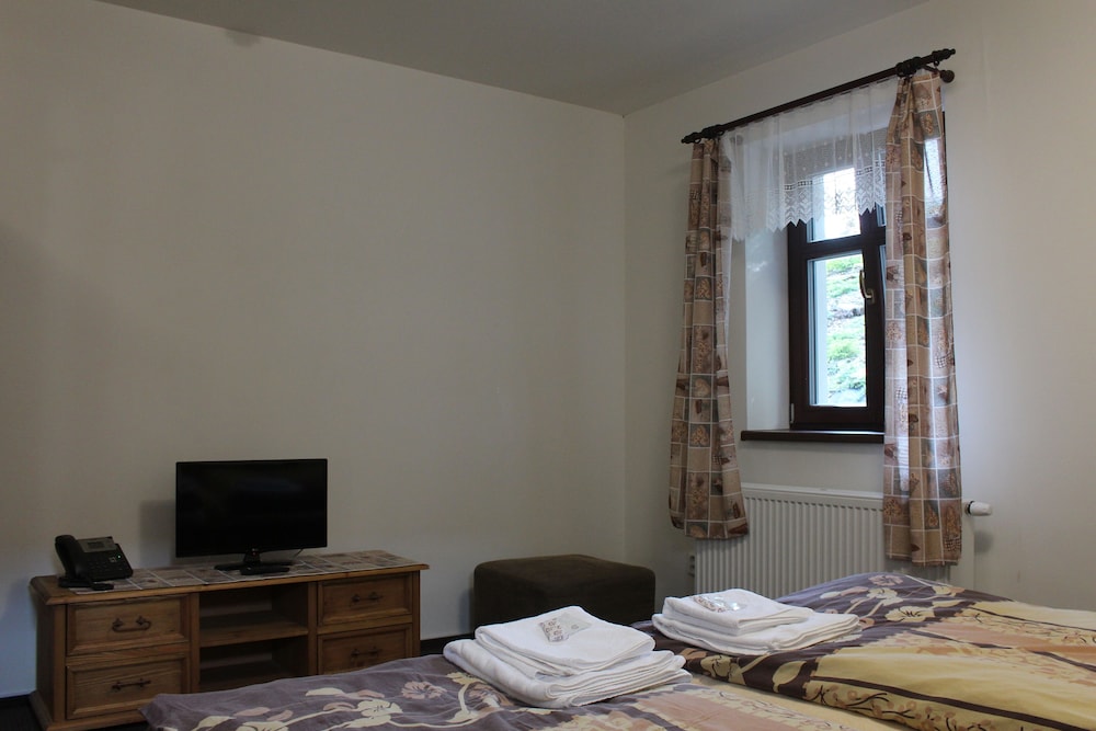 Business Twin Room photo 2
