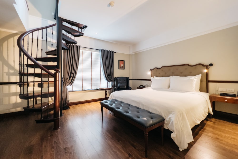 Club Duplex Suite