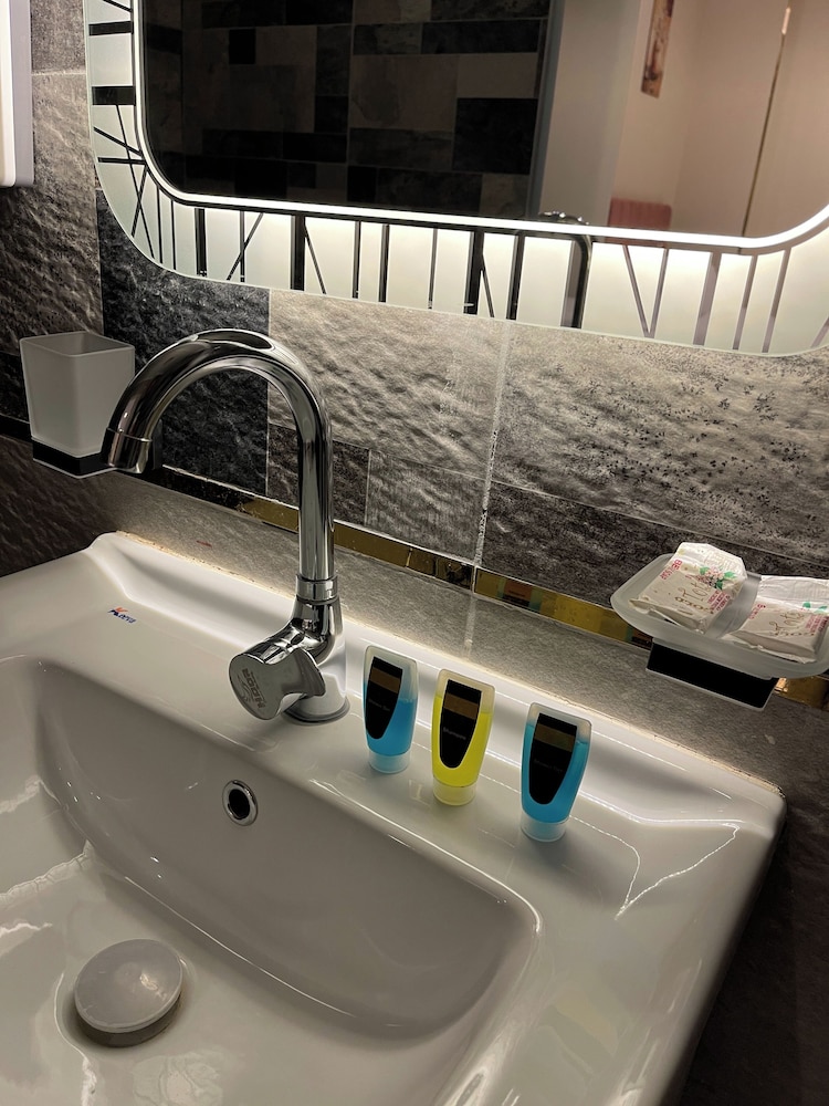 Luxury Double Or Twin Room, Balcony photo 3