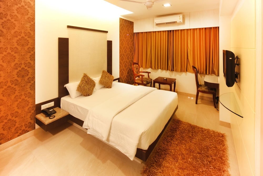 Diamond Room photo 1