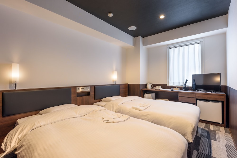 Twin Room - Non-Smoking (No Extra Bed) - Photo 2