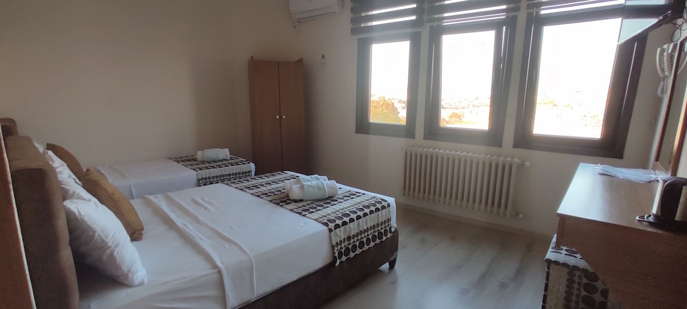 Standard Triple Room, Sea View photo 1