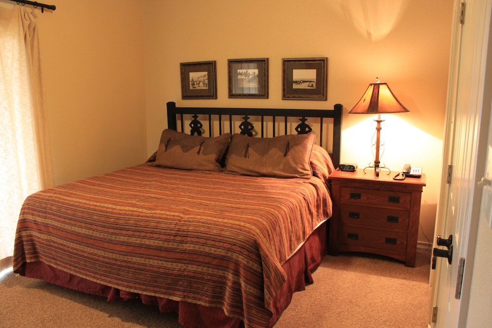 Western Place Suites (B-Side)